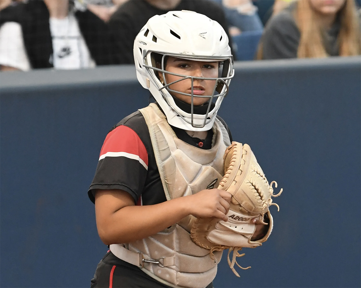 Masuk Catcher Alyssa Castillo Stays Close To ‘Home’ By Committing To The University of Bridgeport