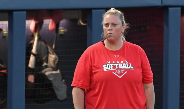 Masuk’s Barone Named Girls Coach Of The Year At GameTimeCT’s High School Sports Award Show